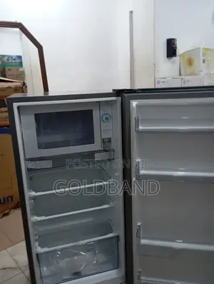 Hisense 150L Energy Saving Top Freezer Refrigerator (Rr20s)