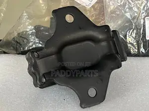 Toyota Hilux Insulator Engine Mounting