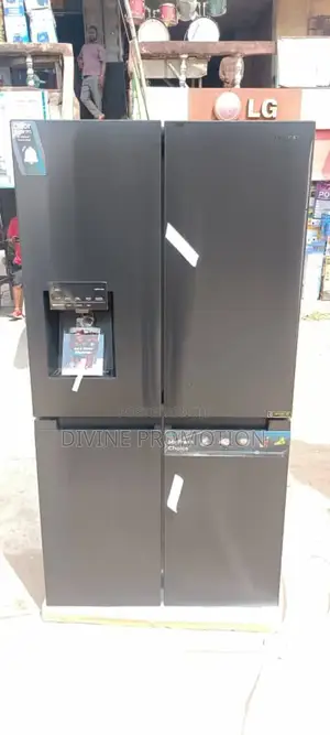 Photo - Hisense Side by Side Refrigerator, 4 Doors, Ice Crusher