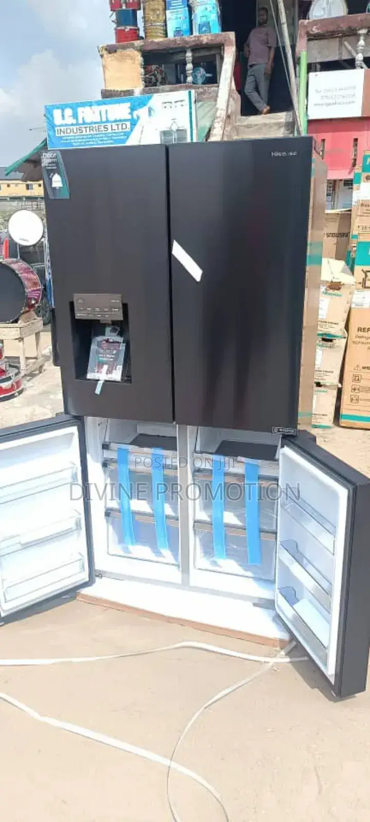 Hisense Side by Side Refrigerator, 4 Doors, Ice Crusher