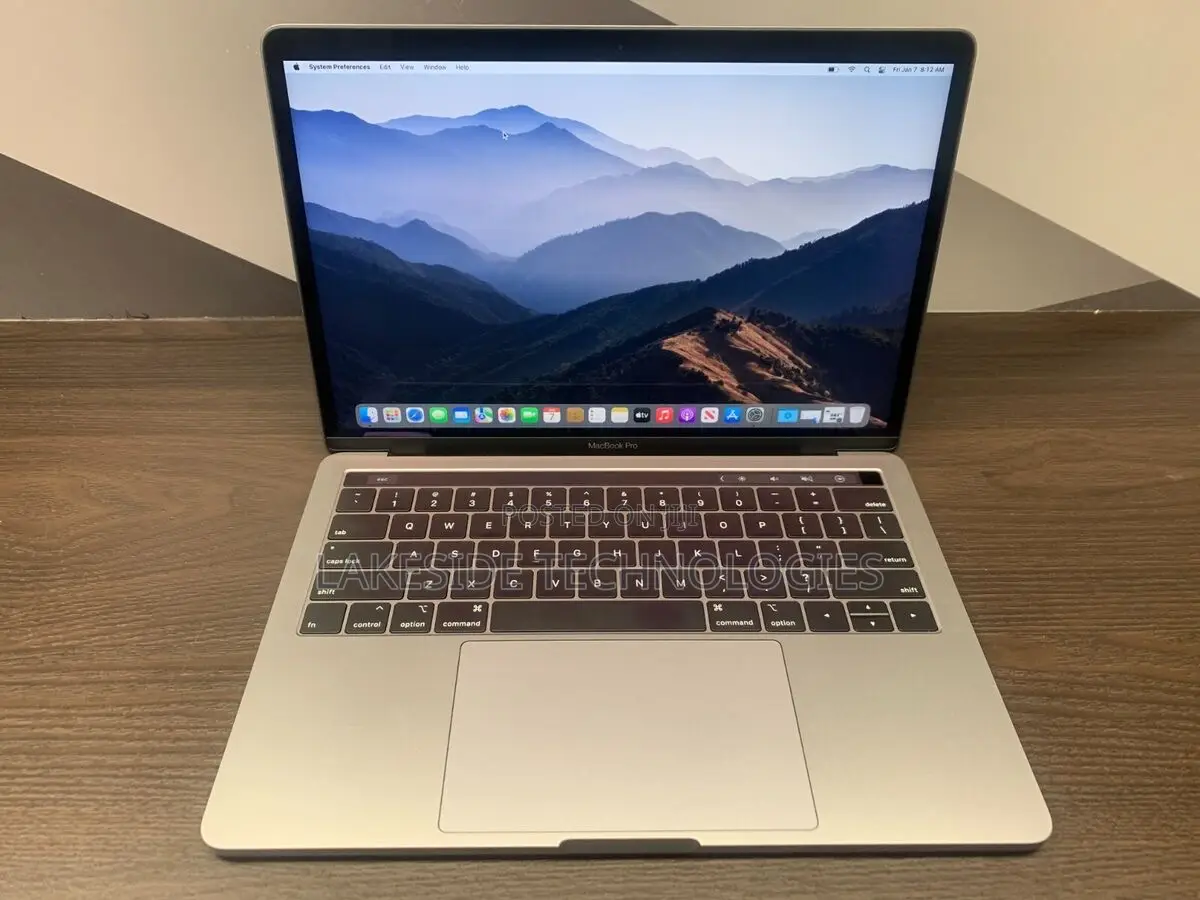 Laptop Apple MacBook Pro 2020 32GB Intel Core I5 SSD 512GB
