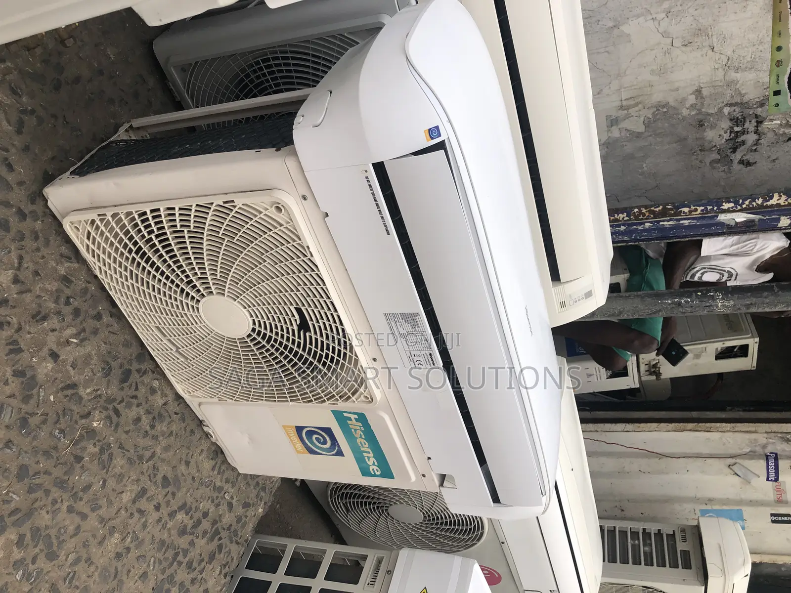 Hisense Modern Head 1.5 Hp