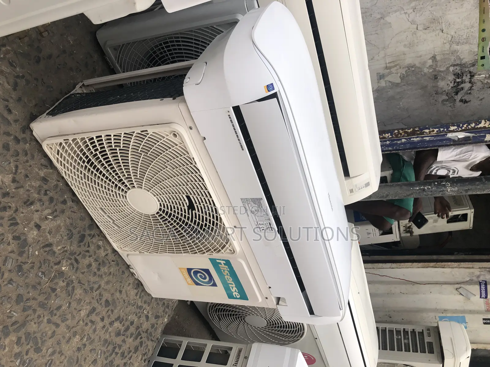 Hisense Modern Head 1.5 Hp