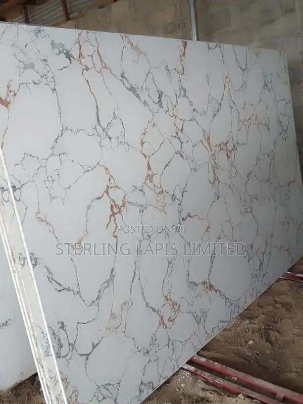 White Patterned Marble Quartz Slab