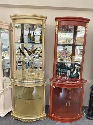 Wine Bar / Cabinet
