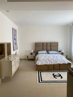 6bdrm Townhouse/Terrace in Jahi for sale