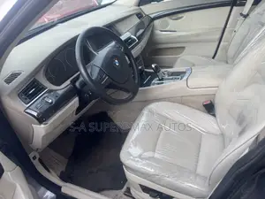 BMW 550i 2012 Gray