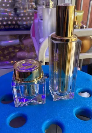 150hram and 50gram Cup