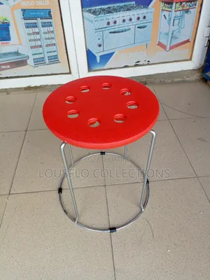 Quality Plastic Stood With Stainless Leg