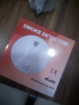 Smoke Detector (Battery Operated And Photoelectric Detector)