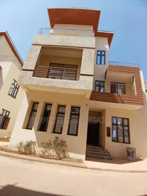 5bdrm Duplex in Kado for sale