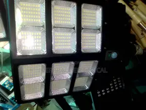 1200w Solar Streetlight 12eye.