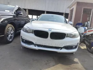 BMW 323i 2015 White