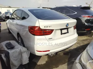 BMW 323i 2015 White