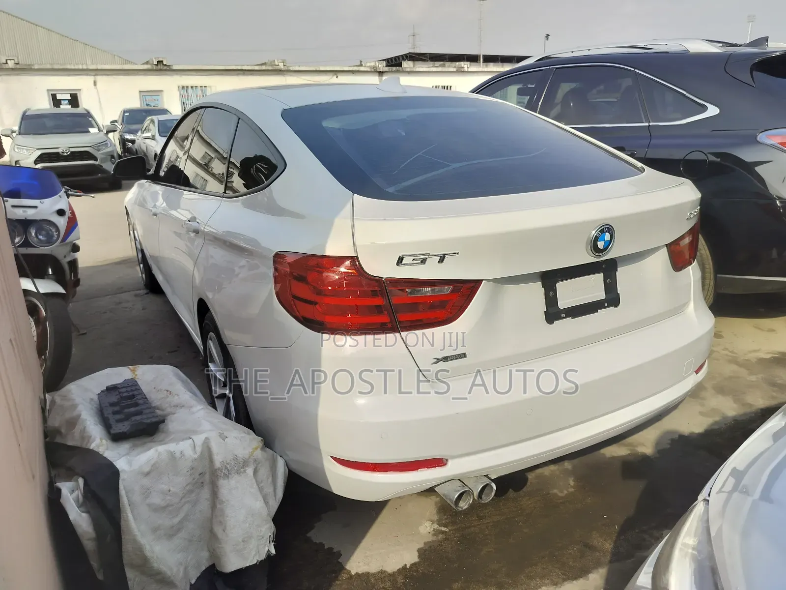BMW 323i 2014 White