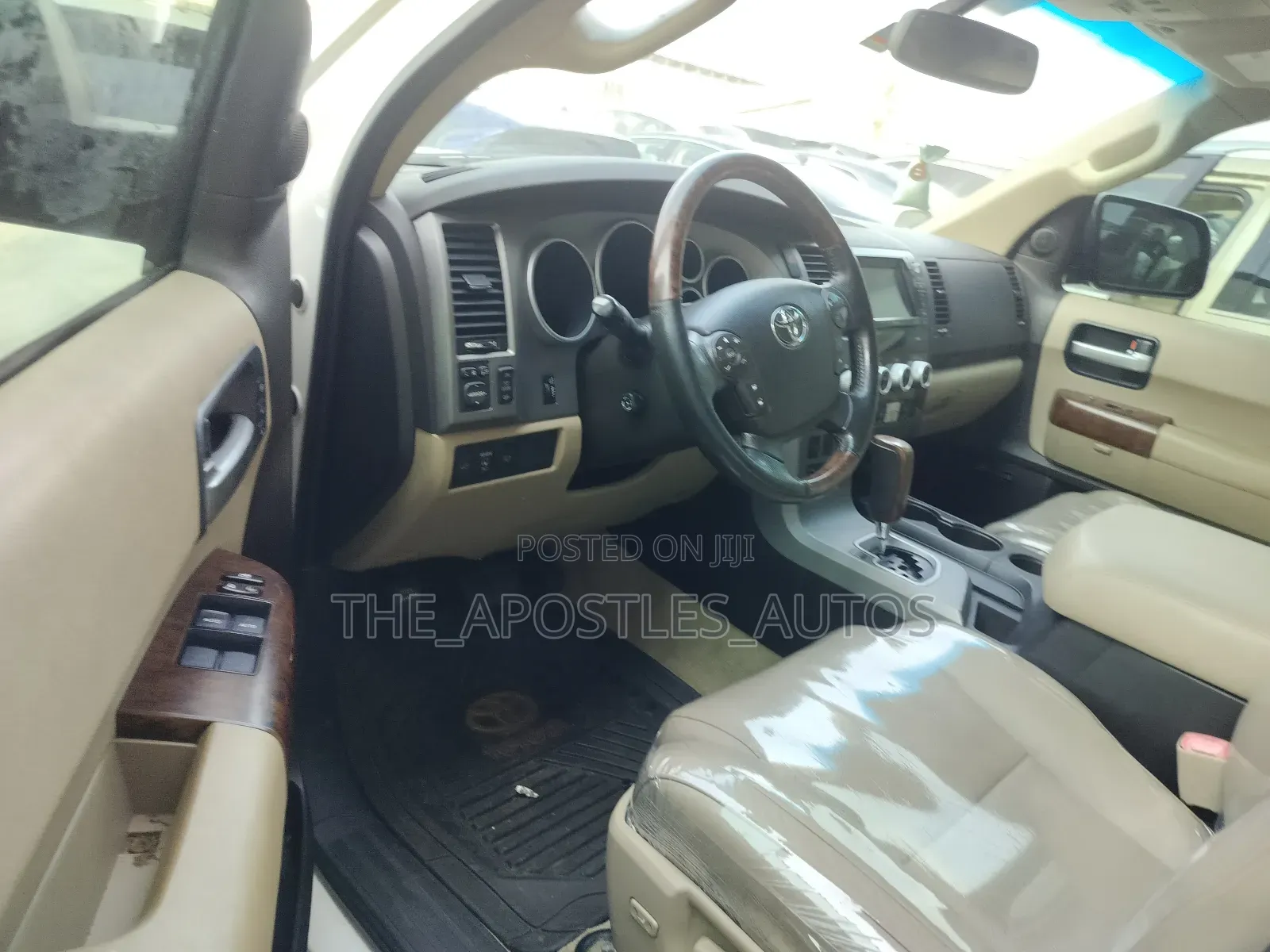 Toyota Sequoia 2010 White