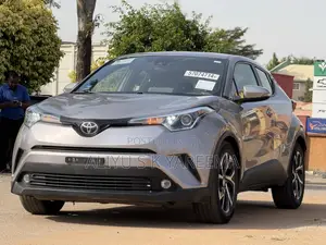 Photo - Toyota C-HR 2018 Silver