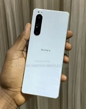 Photo - Sony Xperia 1 II 256 GB Silver