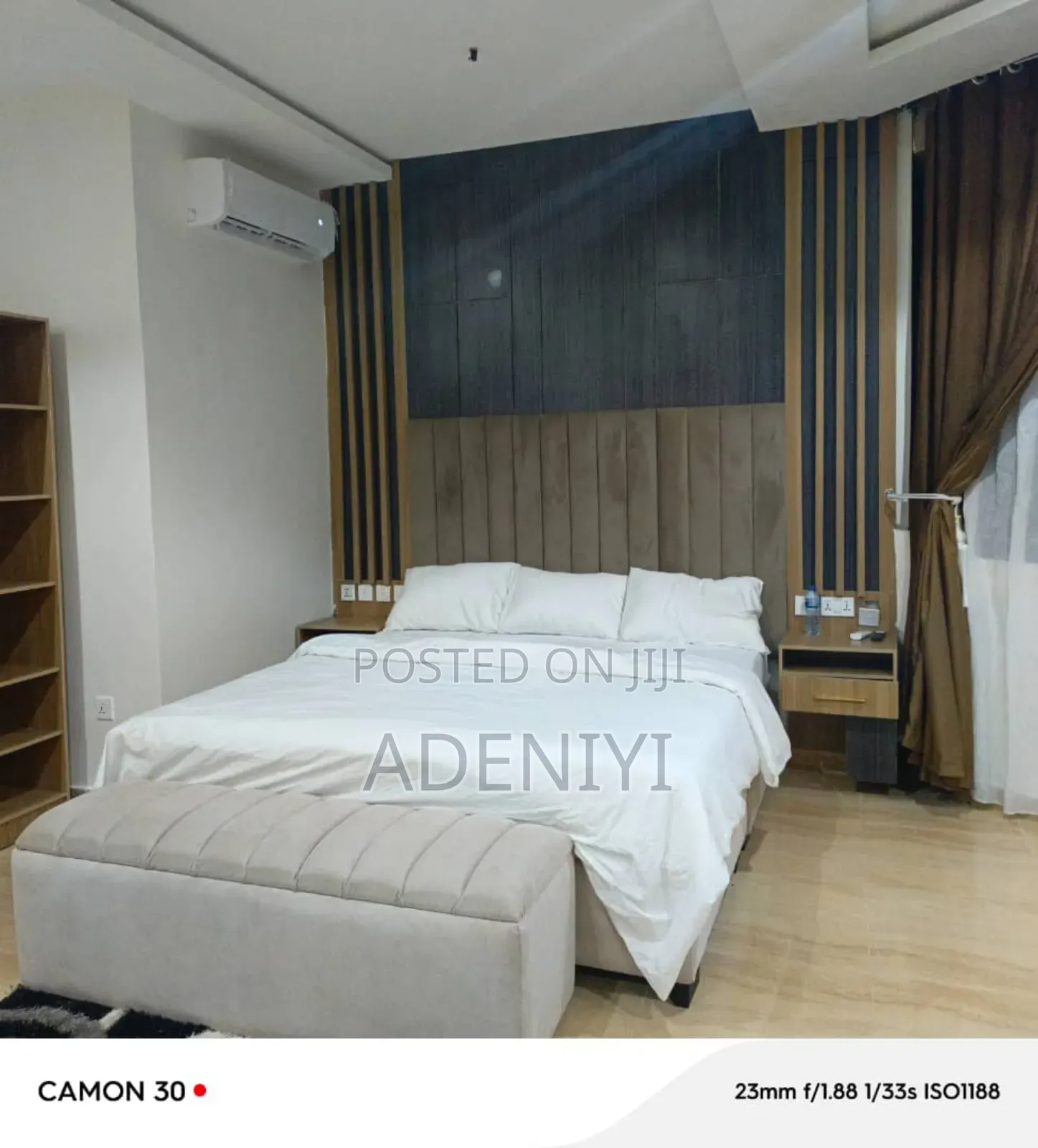 Ulphostery Bed Othoman