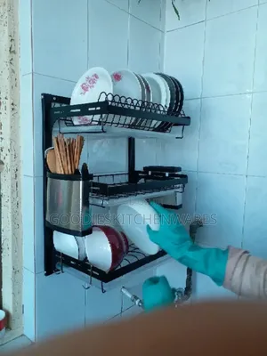 Wall Mounted Plate Rack (3 Layers)