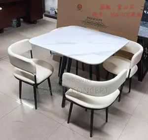 Dining by 4