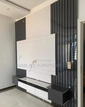 Prime Black and White Tv Console