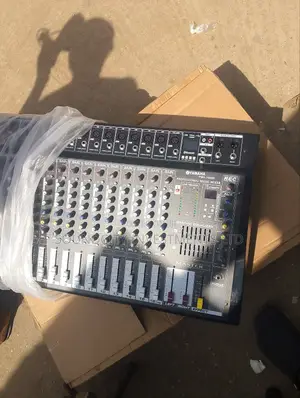 16channels Yamaha Powered Mixer