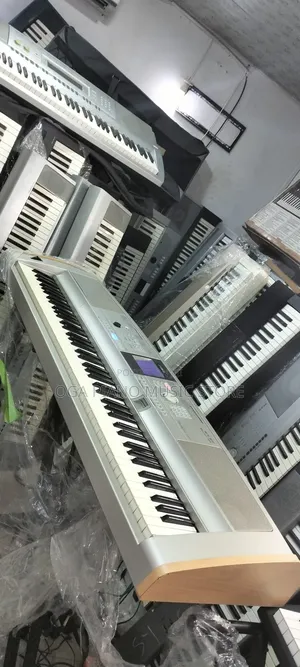 Yamaha DGX-505 88-Keys Portable Digital Keyboard