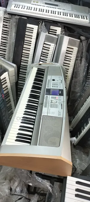 Yamaha DGX-505 88-Keys Portable Digital Keyboard