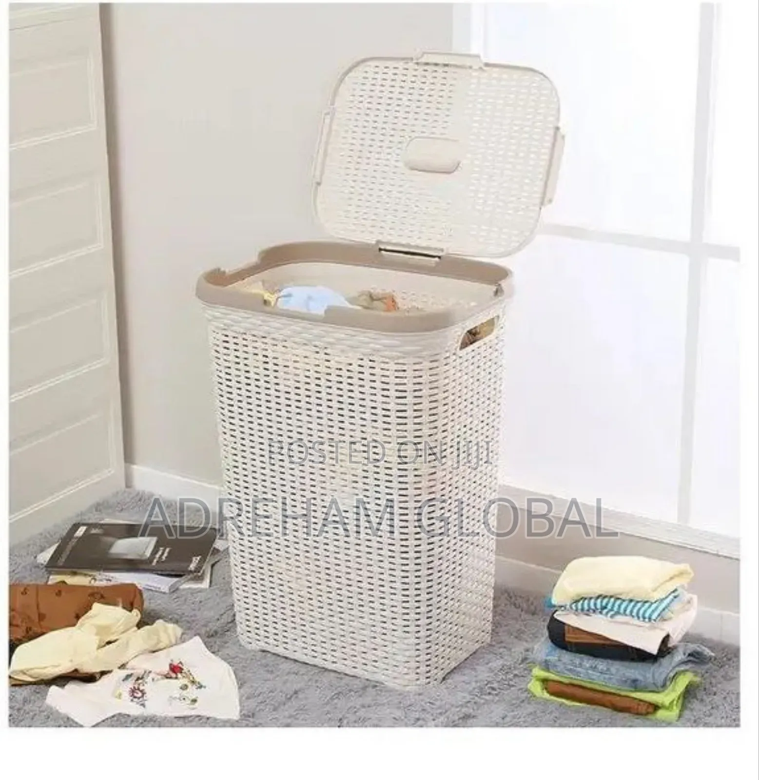 Laundry Basket With Cover