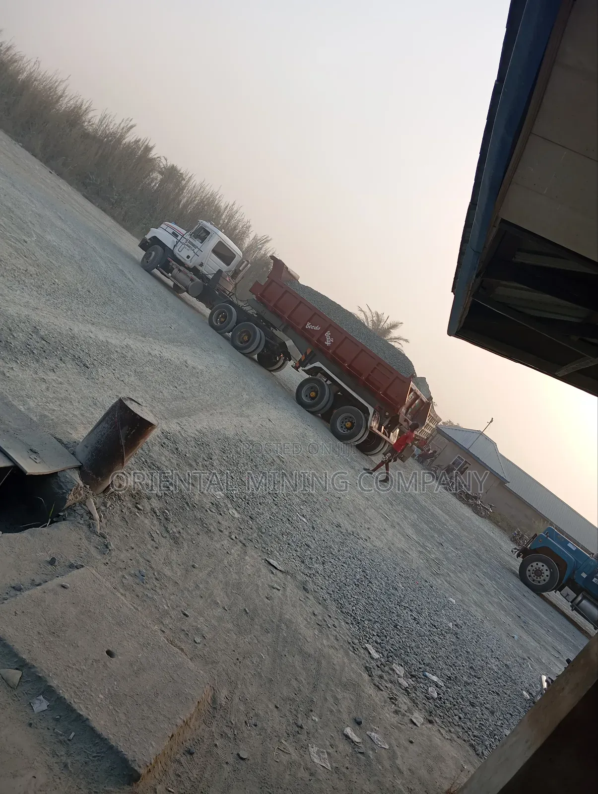 Iron Black Chippings and Granite