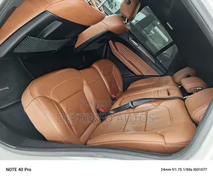 Mercedes-Benz GLE43 2018 White