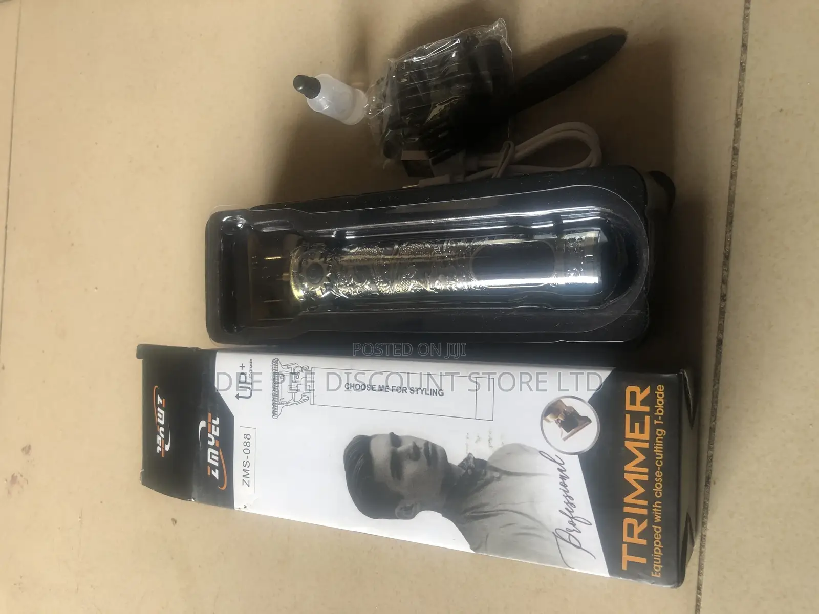 Digital Professional Rechargeable Clipper