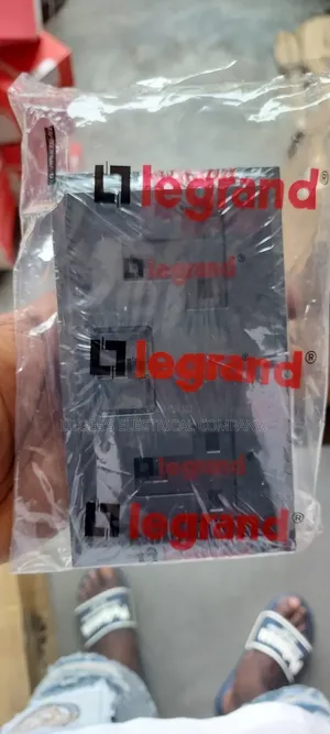 Legrand 13 Amps Double Socket Black