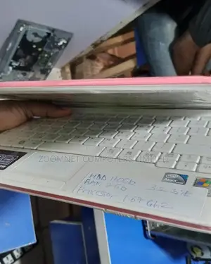Laptop Samsung 2GB Intel HDD 250GB