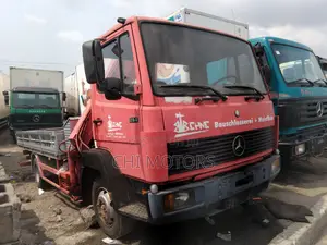 Mercedes-Benz 2004 Red