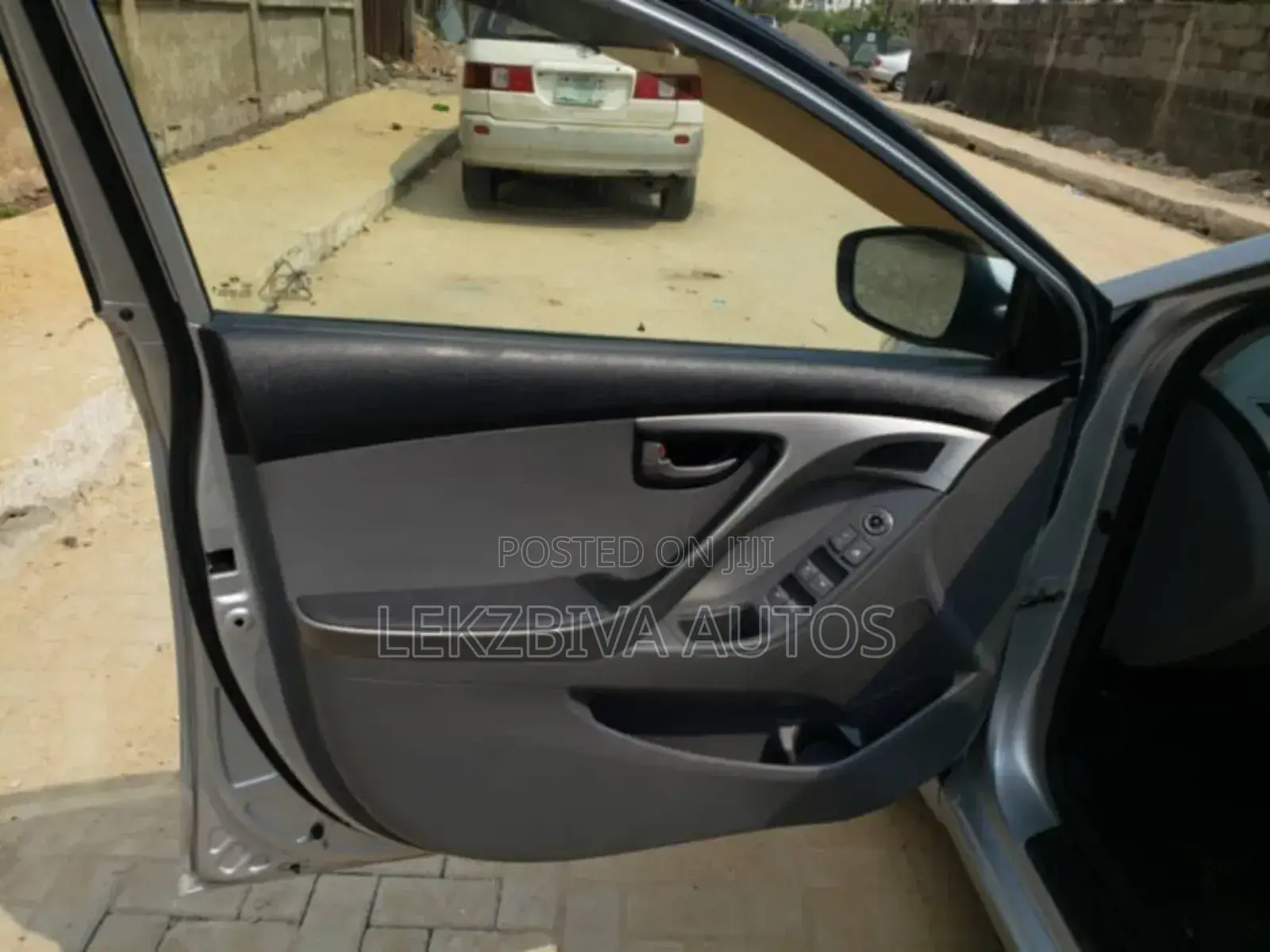 Hyundai Elantra GLS Automatic 2012 Silver