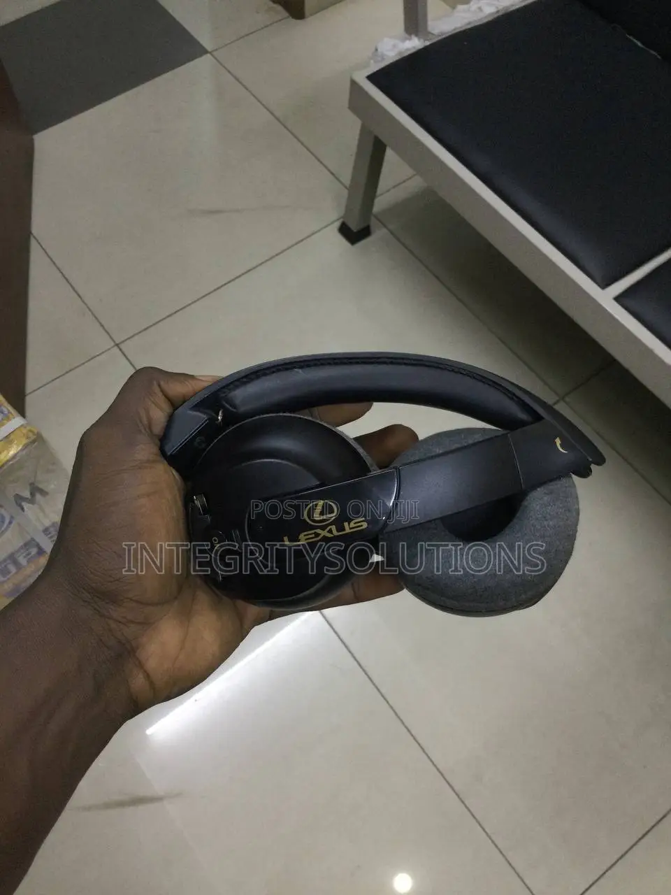 Lexus Rear Seat Entertainment System Wireless Headset