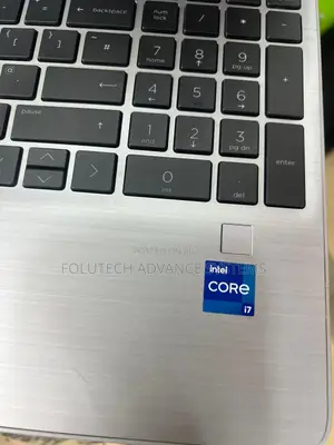 Laptop HP 250 G10 16GB Intel Core i7 SSD 256GB