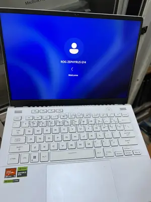 Photo - Laptop Asus ROG Zephyrus G14 16GB AMD Ryzen 9 SSD 512GB