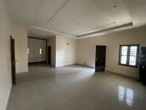 Photo - 5bdrm Townhouse / Terrace in Wuye for rent