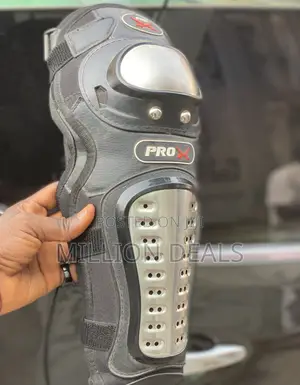 Stylish Luxe Motorcycle Full Protective Knee Guards