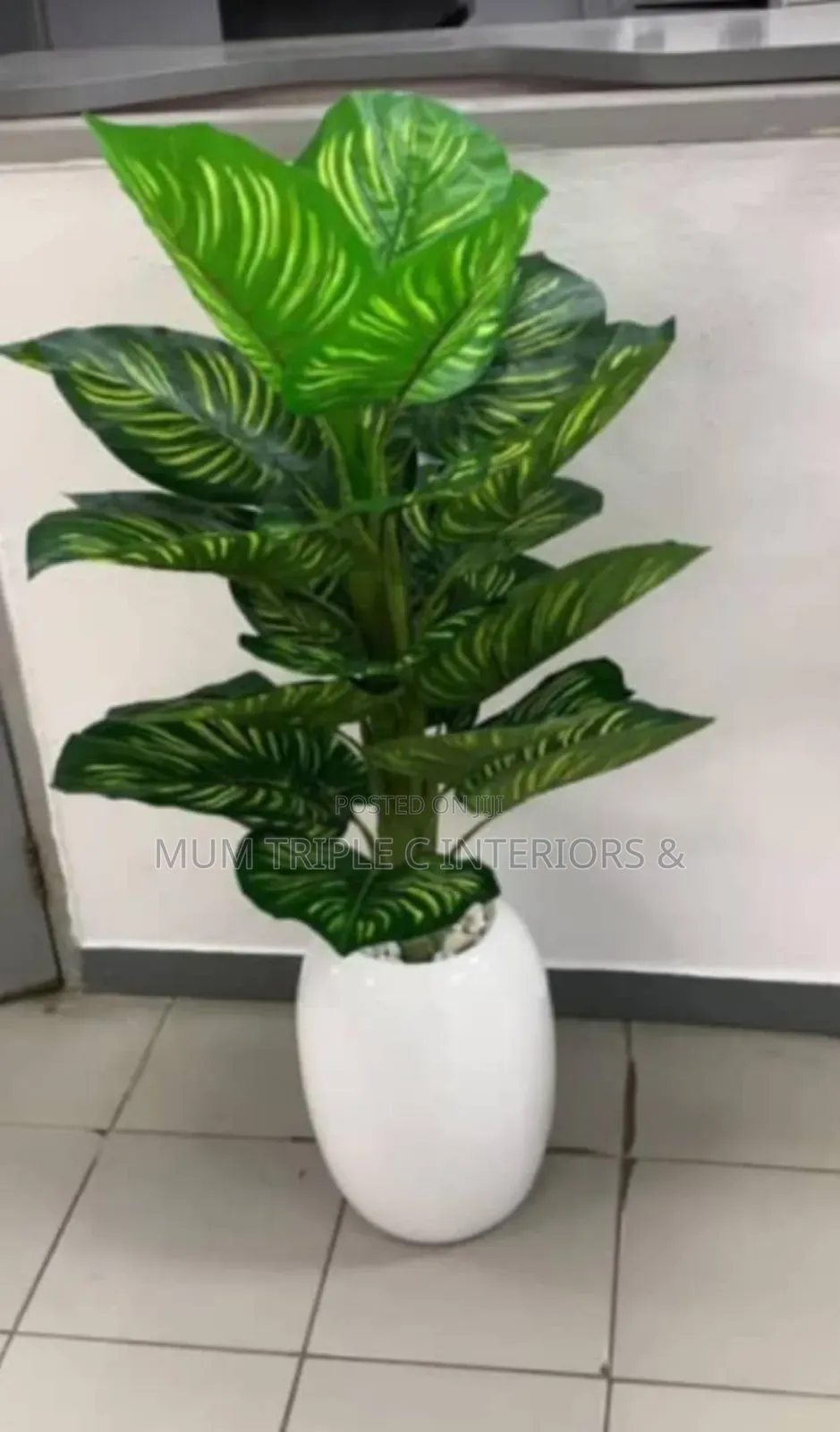 Quality Flower With Vase