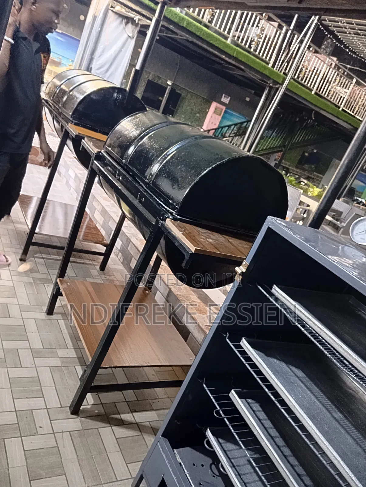 Quality Barbecue Stand