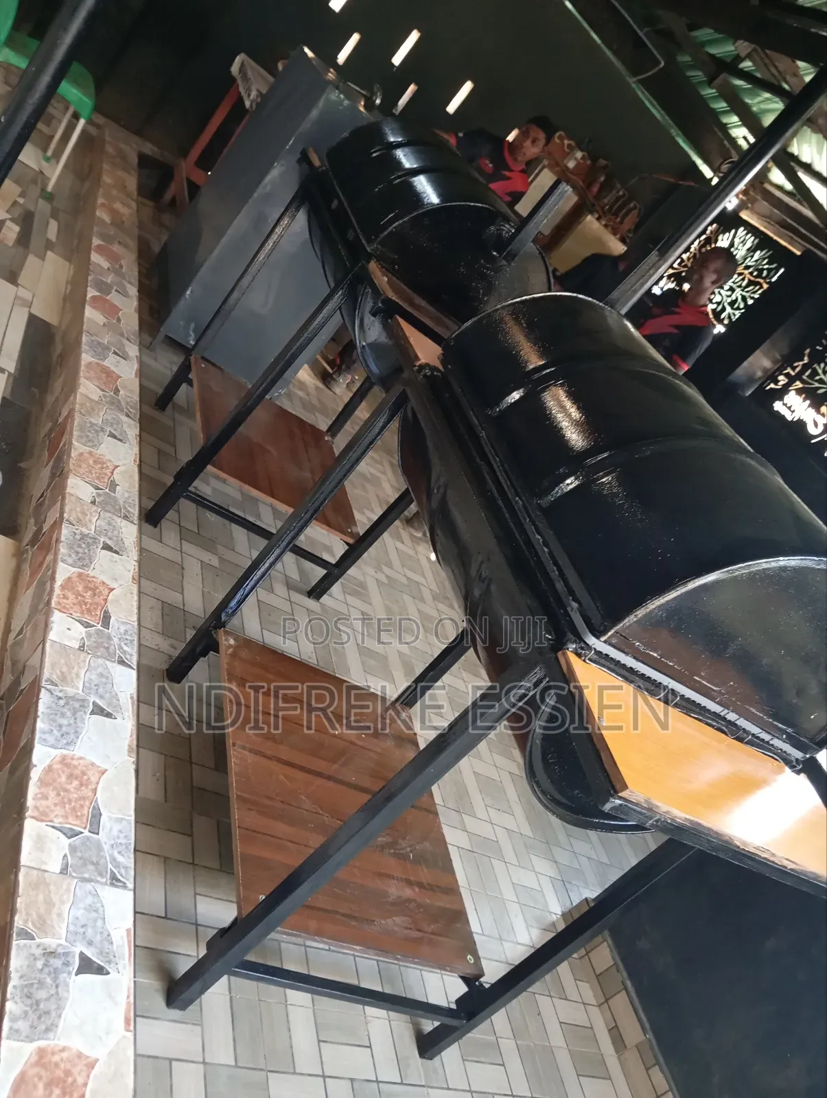 Quality Barbecue Stand