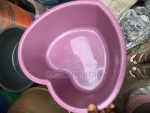 Souvenirs Love Shaped Plastic Bowl(12 Pieces)
