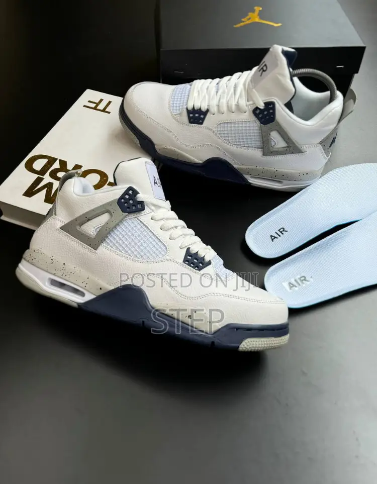 Air Jordan 4 Retros