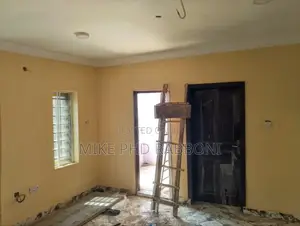 1bdrm Block of Flats in Ogbui Road, Enugu for rent