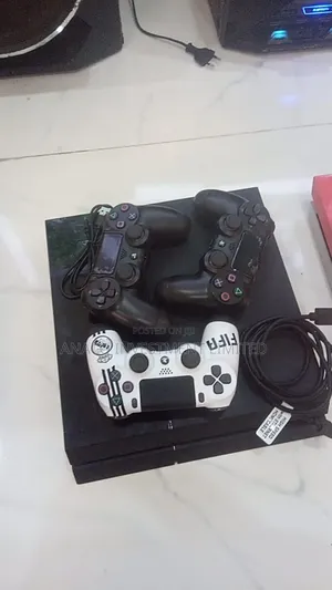 Uk Used Playstation4 Plus 10 Games Installed