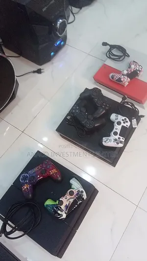 Direct Uk Playstation4 Plus 10 Games Installed